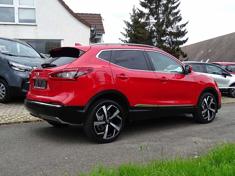 Nissan Qashqai 1.3 DIG-T TEKNA