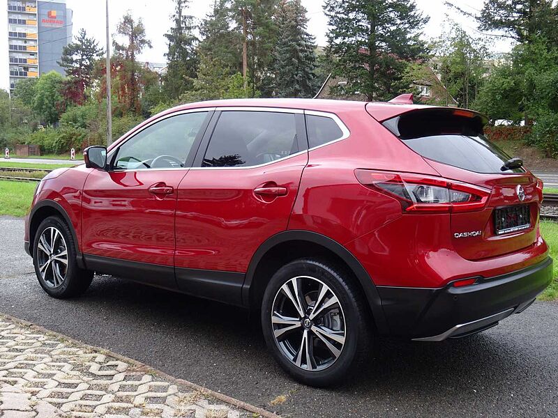 Nissan Qashqai 1.3 DIG-T N-CONNECTA mit Thermaclear