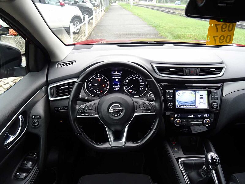 Nissan Qashqai 1.3 DIG-T N-CONNECTA mit Thermaclear