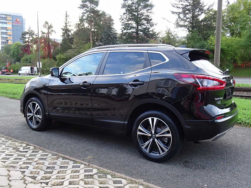 Nissan Qashqai 1.3 DIG-T N-CONNECTA