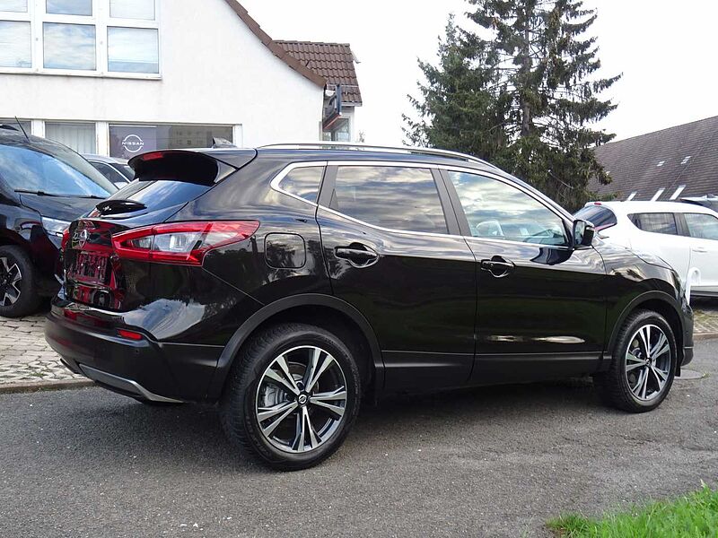 Nissan Qashqai 1.3 DIG-T N-CONNECTA