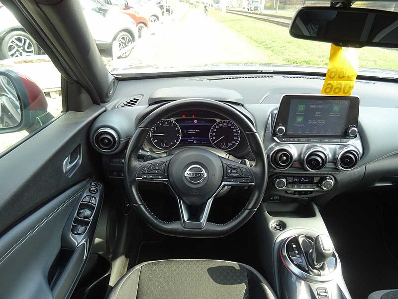 Nissan Juke 1.0 DIG-T DCT N-Connecta m. WinterP