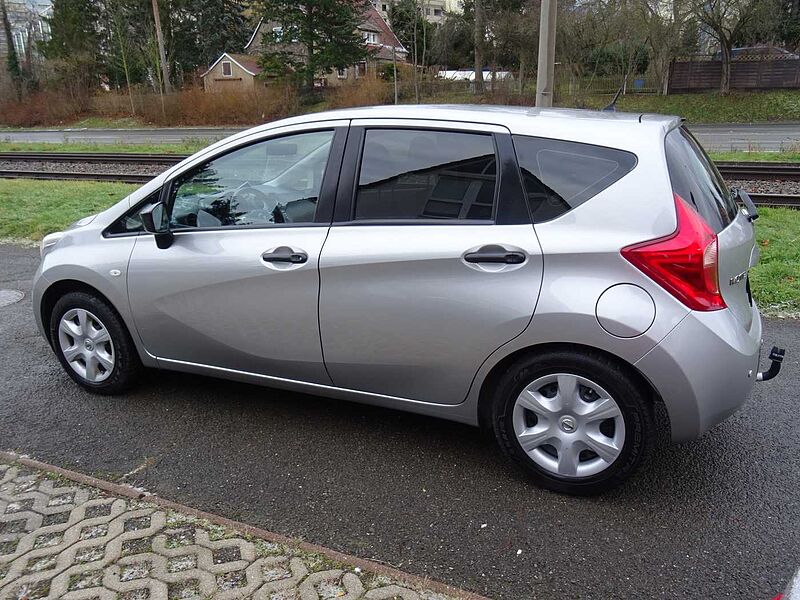 Nissan Note 1.2 visia mit Anhängekupplung